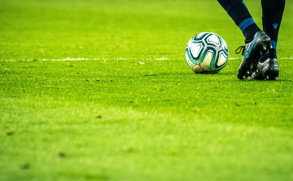 Football Protection Essentials: Fußballkniespangen und ihre 4 Typen
