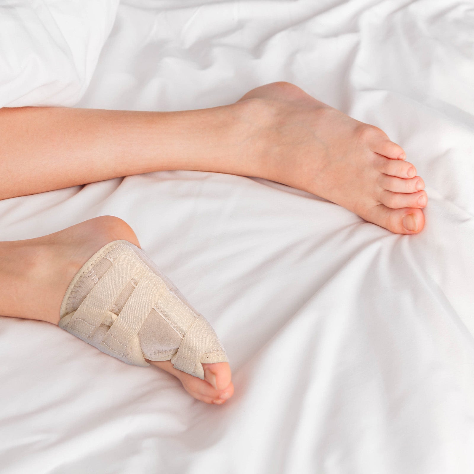 Fivali Ankle Wrap for Bunion-ABF069-01-Beige-Sleeping