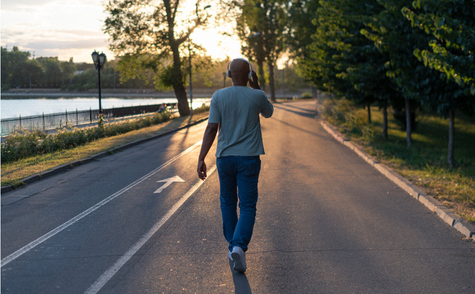 Should I Wear a Back Brace When Walking?