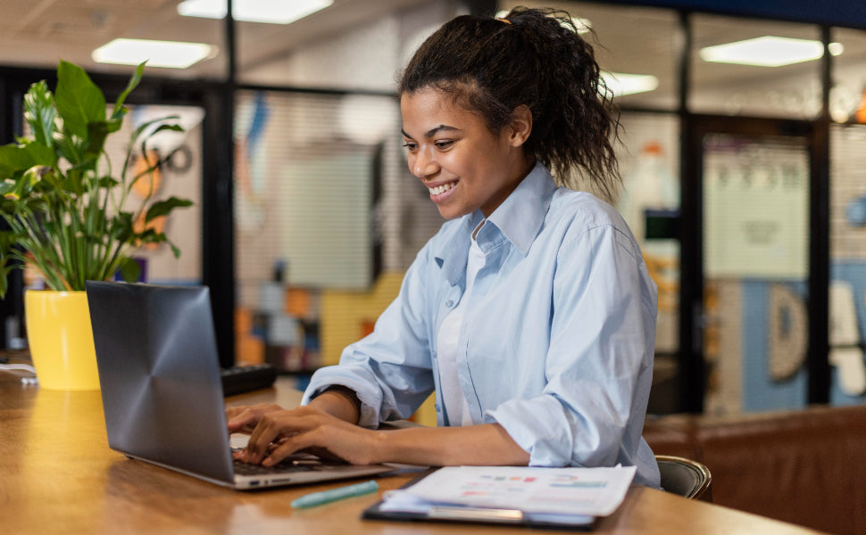 Kann ich bei der Arbeit den ganzen Tag eine Rückenbandage tragen?