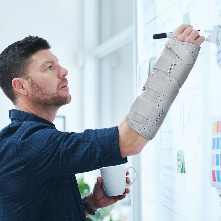 Experience Enhanced Performance with Fivali Hand and Wrist Support Brace