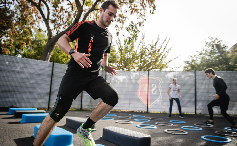 Optimal Support for Knee Arthritis: The Fivali Adjustable Running Knee Brace