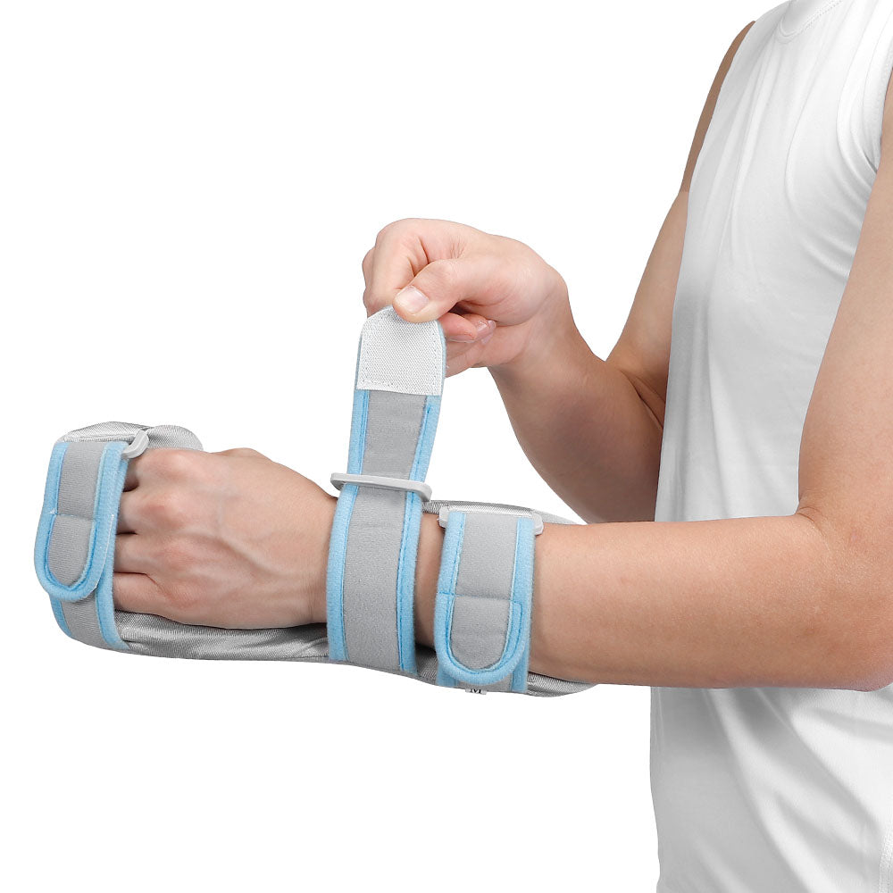 Brace for a Sprained Wrist with Compression StrapsFivali